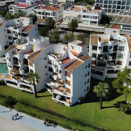 Thierry Apartment